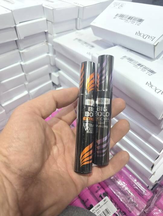 ریمل حجم دهنده 14 میل ایزادورا سری Big Bold ریمل حجم دهنده 14 میل ایزادورا سری Big Bold
