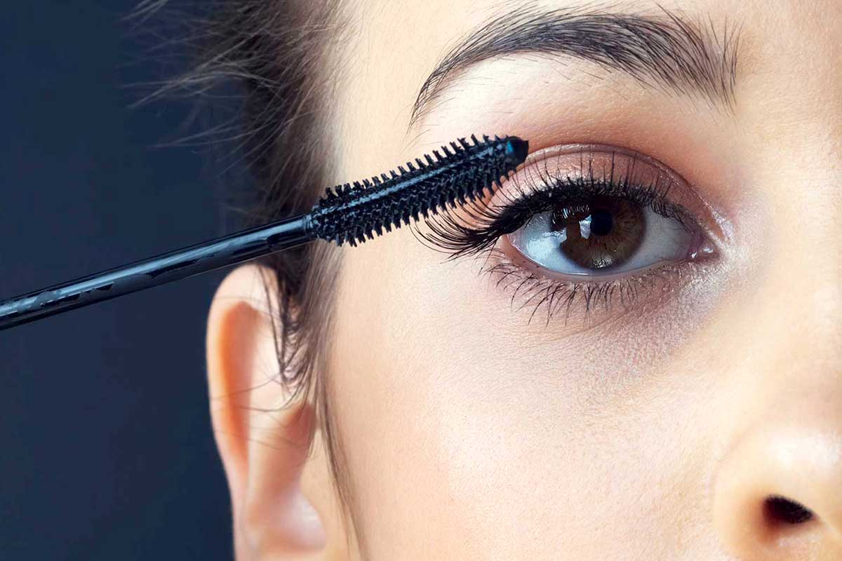 ریمل حجمدهنده قوی برای مژههای کوتاه