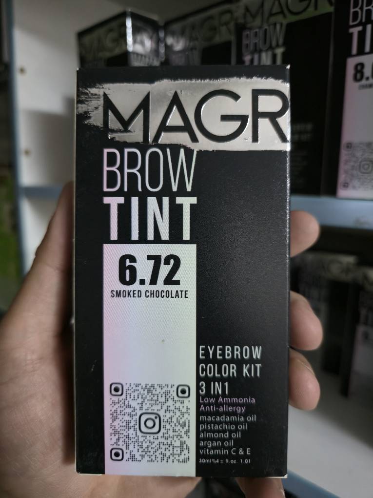 کیت رنگ ابرو حرفه ای ماگرای شکلاتی دودی شماره 6.72 کیت رنگ ابرو حرفه ای ماگرای شکلاتی دودی شماره 6.72