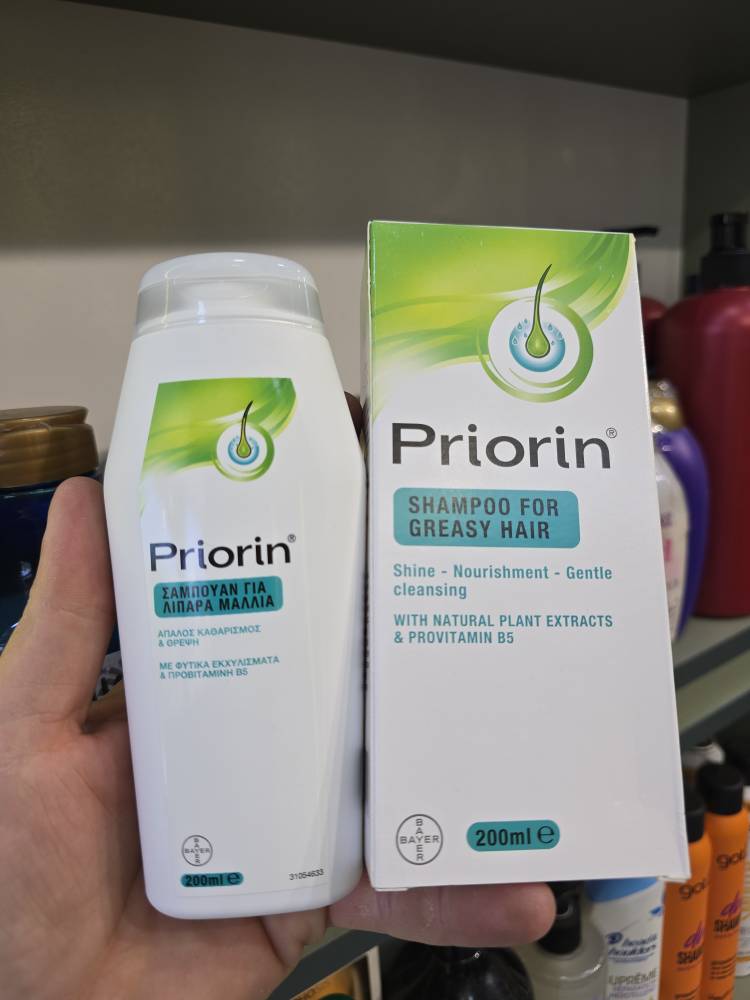 شامپو ضد ریزش پریورین مناسب مو های چرب 200 میل Priorin Shampoo for oily hair شامپو ضد ریزش پریورین مناسب مو های چرب 200 میل Priorin Shampoo for oily hair