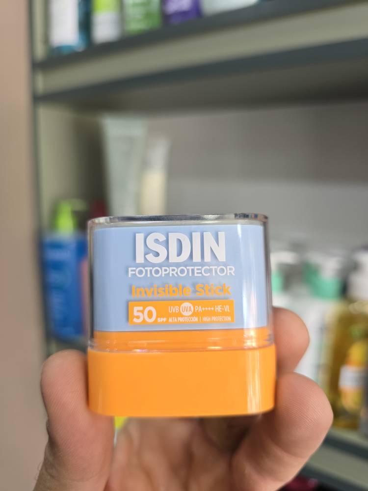 ضد آفتاب استیکی ایزدین SPF 50 بی رنگ ISDIN Fotoprotector Invisible Stick SPF 50 ضد آفتاب استیکی ایزدین SPF 50 بی رنگ ISDIN Fotoprotector Invisible Stick SPF 50